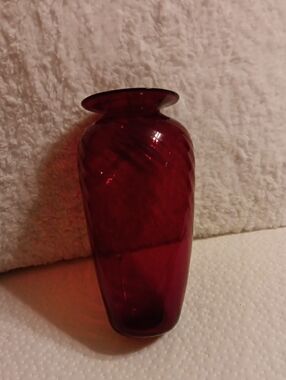 Rich Red Glass Decorative Vase